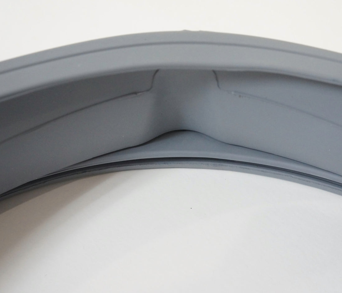 Electrolux 140004669044 Washer Door Boot Detail