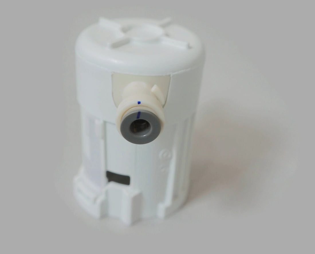 Whirlpool W11194438 Water Filter Housing Alt View